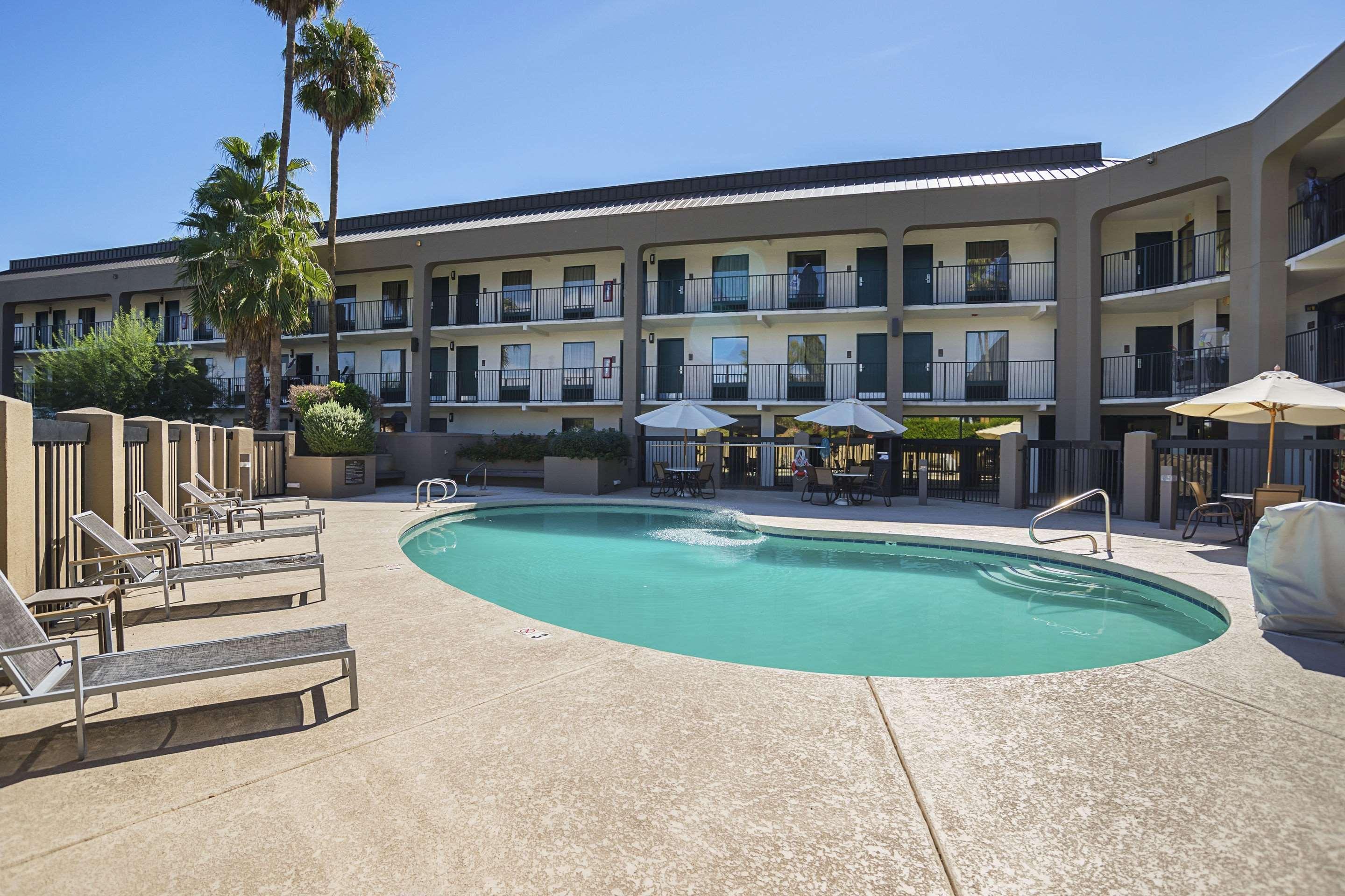 Quality Inn Phoenix North I-17 Экстерьер фото