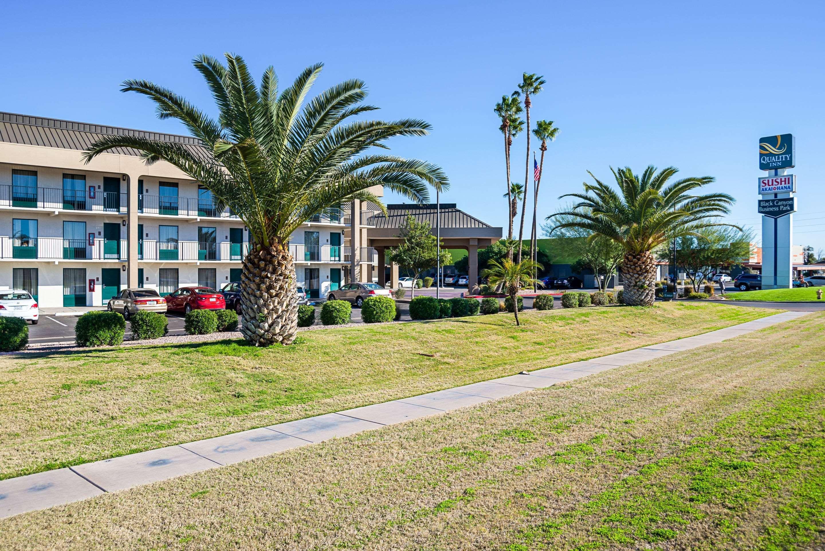 Quality Inn Phoenix North I-17 Экстерьер фото
