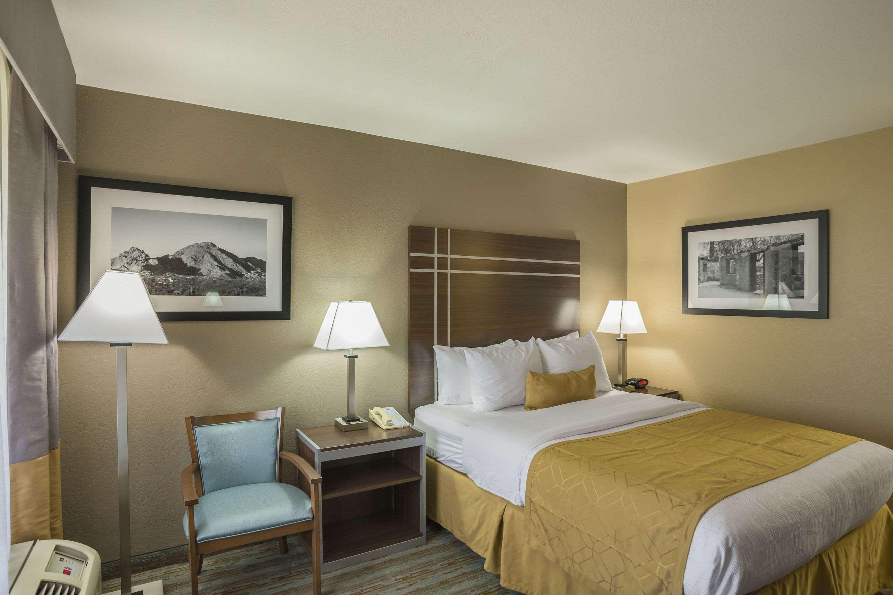 Quality Inn Phoenix North I-17 Экстерьер фото