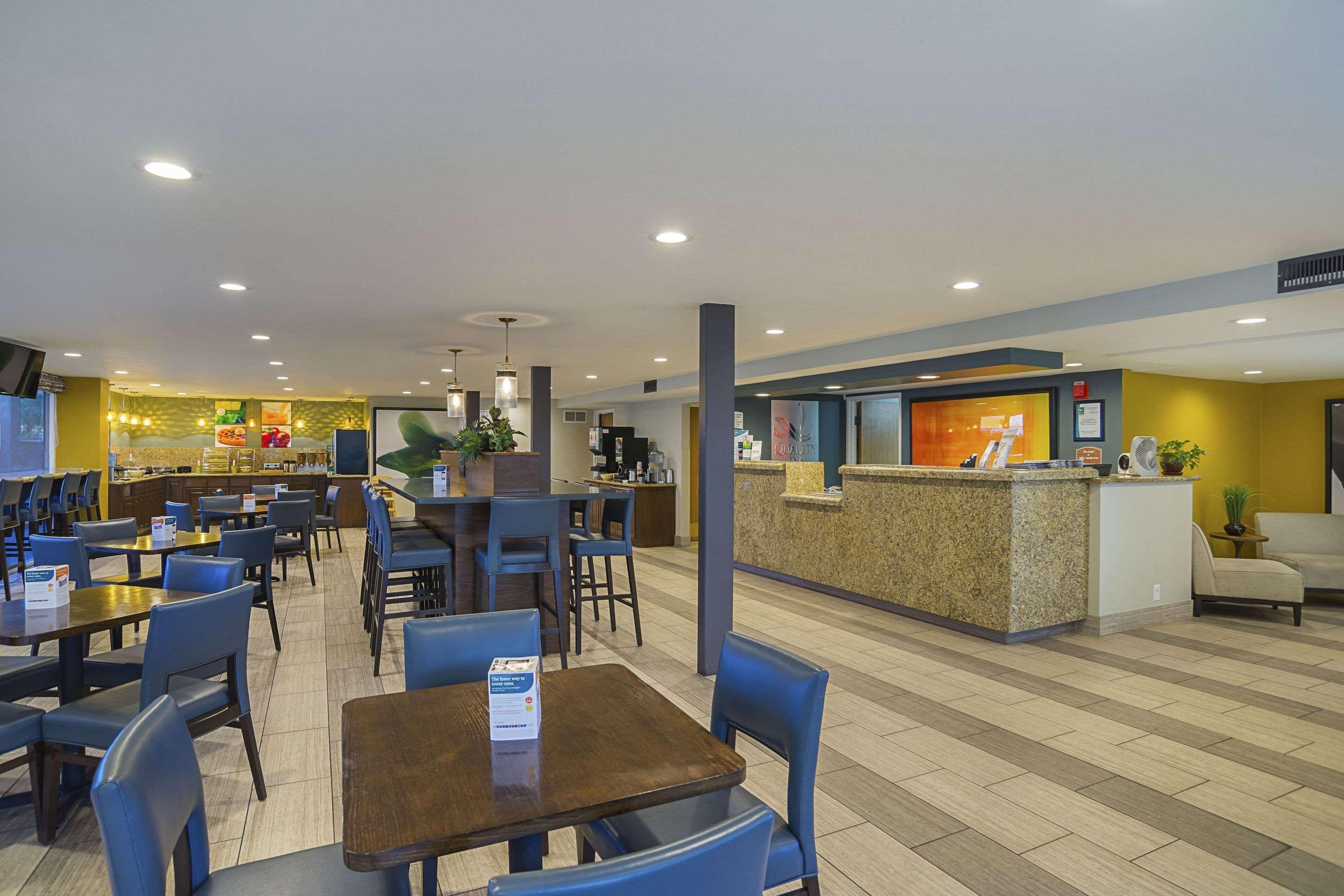 Quality Inn Phoenix North I-17 Экстерьер фото