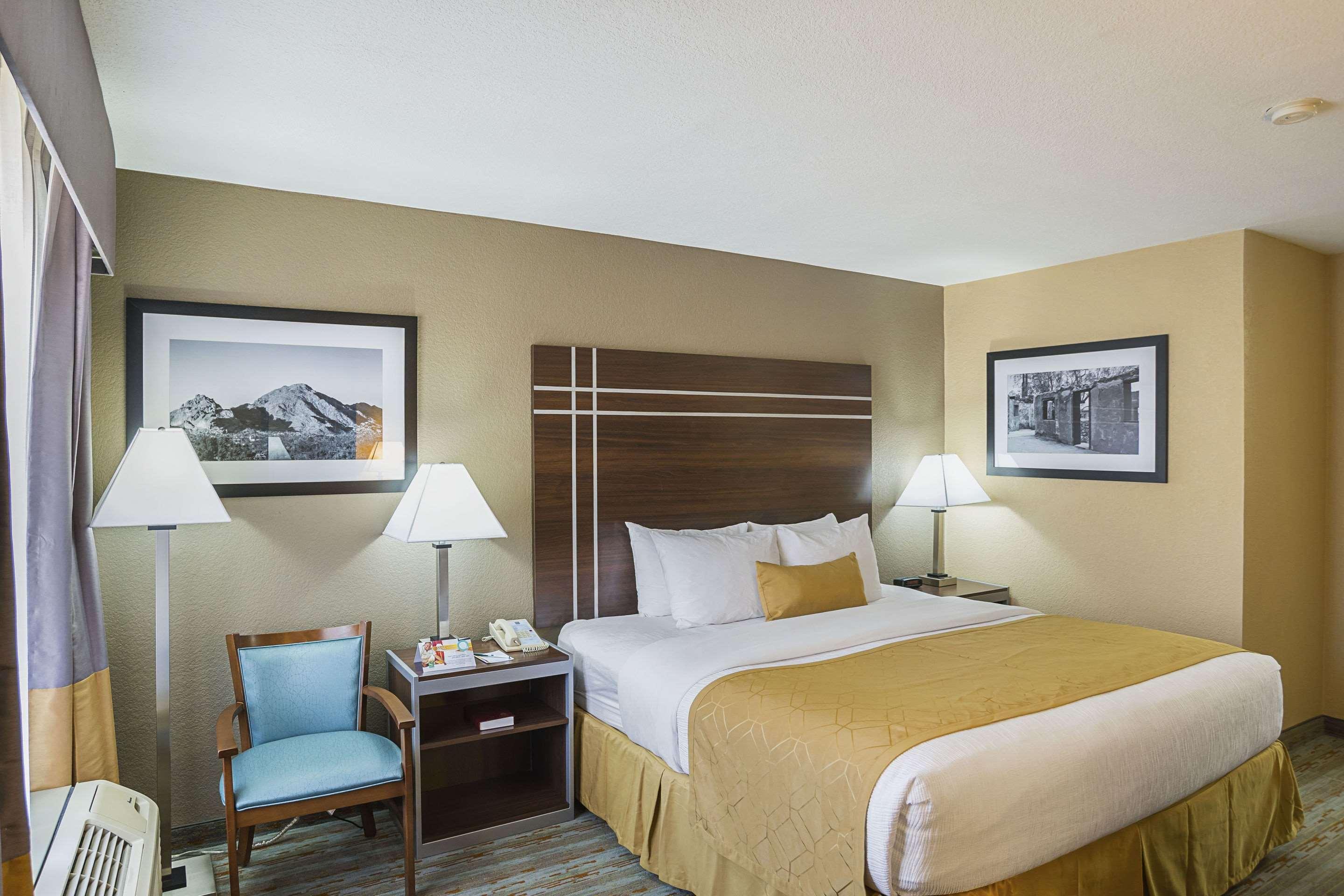 Quality Inn Phoenix North I-17 Экстерьер фото