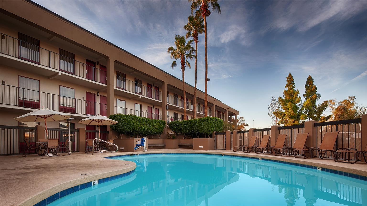 Quality Inn Phoenix North I-17 Экстерьер фото